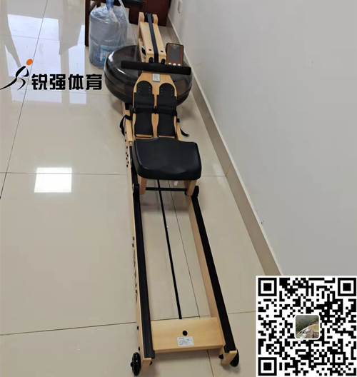 淄博某小区业主在金年会选购的划船机